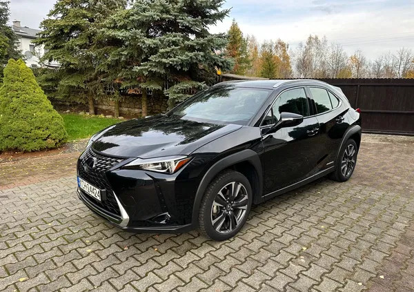 lexus ux Lexus UX cena 139700 przebieg: 16200, rok produkcji 2022 z Libiąż